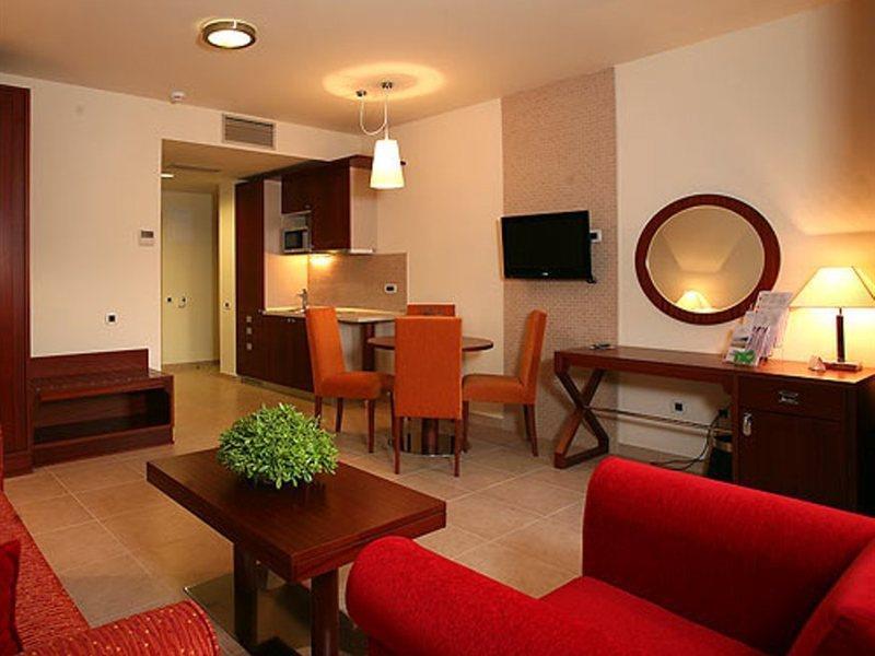 Valamar Atrium Residence Baška Exterior foto